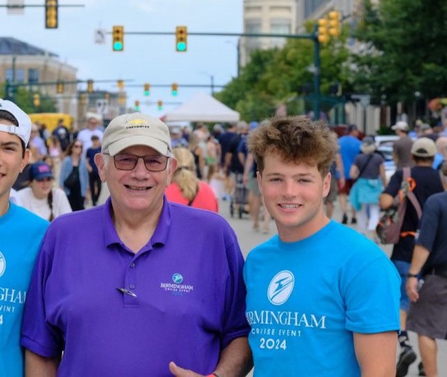 Volunteer Header Image